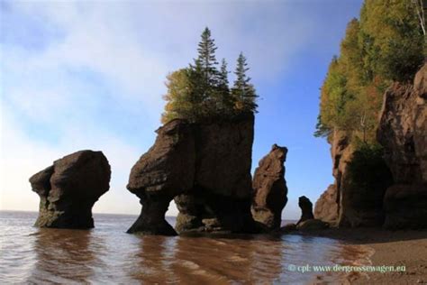 Hopewell Rocks The Rocks Provincial Park New Brunswick Canada Womo