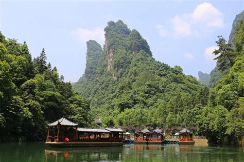 Baofeng Lake Zhangjiajie Glass Bridge And Grand Canyon Day Tour Travel Buddies