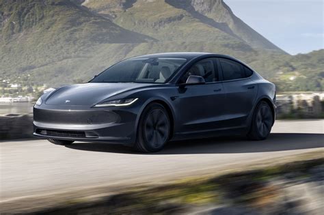 Toujours Plus Loin Avec La Tesla Model Grande Autonomie Propulsion