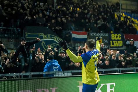 Morgenochtend Start Kaartverkoop N E C Thuis Sc Cambuur