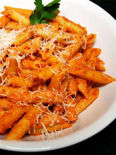 Penne Alla Vecchia Bettola Vodka Pasta Recipe Recipes Penne Meals