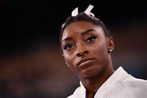 Simone Biles La Extraordinaria Vida De La Gimnasta Olímpica Que Superó Una Dura Infancia Y El