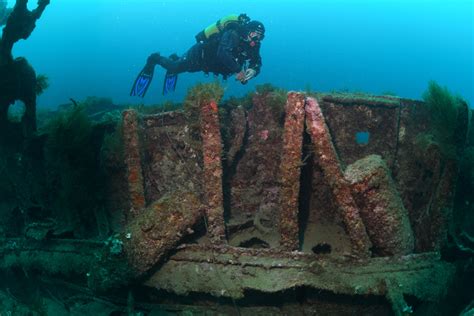 Shipwreck Hunters Find Long-Lost WWII-Era Submarine in Icarian Sea ...