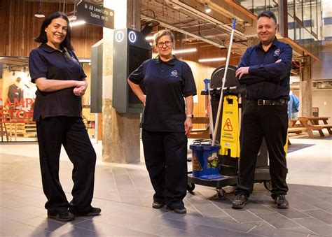Unlock a Spotless Vaughan Workspace with Our Customized Commercial Cleaning Service Packages