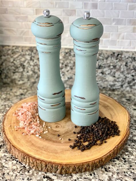 Farmhouse Rustic Distressed 8 Salt Shaker And Pepper Mill Etsy