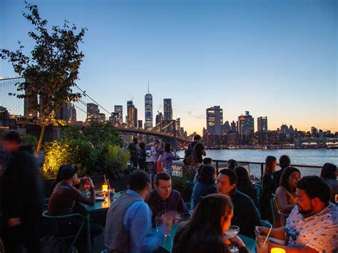 29 Best Rooftop Bars NYC Has For Drinking At This Summer