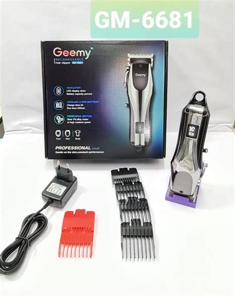 Spray Cleaner Black Red And Silver Geemy Gm Beard Trimmer V