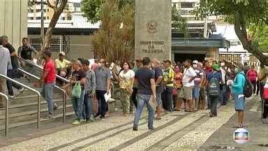 Bom Dia Brasil Aux Lio Emergencial Moradores Amanhecem Na Porta Da