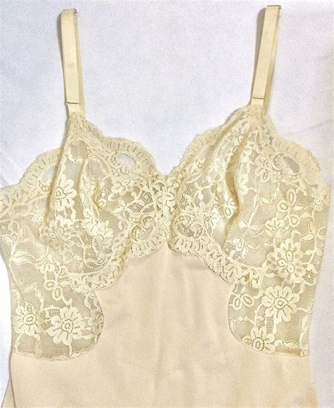 Vintage Gossard Artemis Full Beige Nude Lace Slip Gem