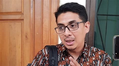 Ada Kejahatan Demokrasi Pakar Hukum Tata Negara Ugm Dorong Dpr Gunakan