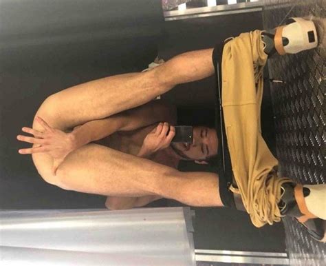 José Loreto pelado mostrado o cu Xvídeos Porno