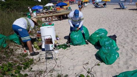 PMF recolhe quase 120 toneladas de resíduos nas praias no feriadão