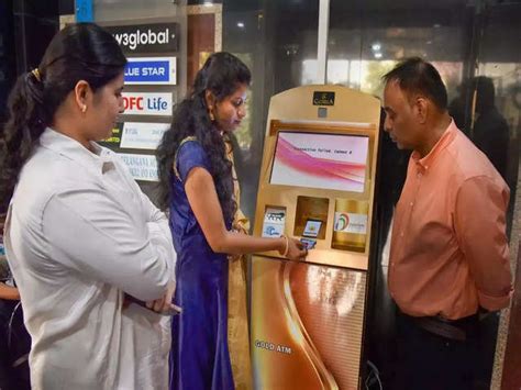 Capacity Of The Atm Hyderabad Gets India S First Real Time Gold Atm