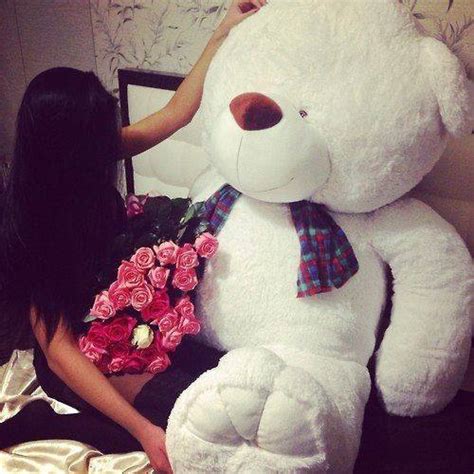 Giant Teddy Bear Gift For Girlfriend - XciteFun.net