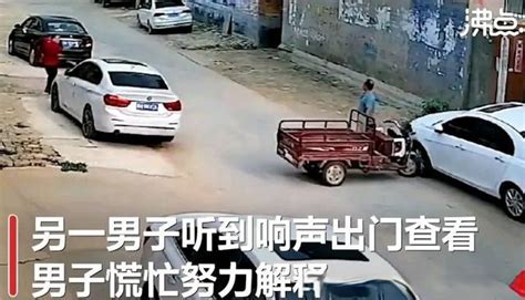 三輪車自己啟動，先後撞壞兩輛車還差點撞到老大爺，責任如何劃分 壹讀