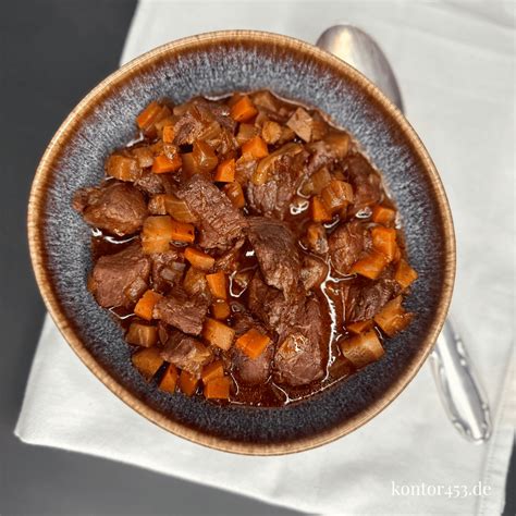 Klassisches Gulasch Nach Omas Rezept Rezeptefundus