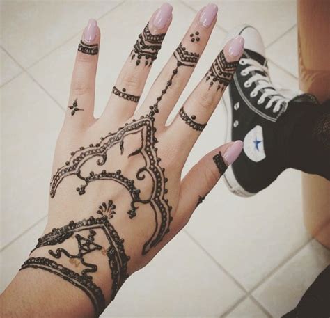 Simple Henna Tattoo Henna Hand Tattoo Body Art Piercing Tattoos