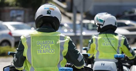 Interceptan A Un Conductor Sin Carnet Que Circulaba A Km H En Un