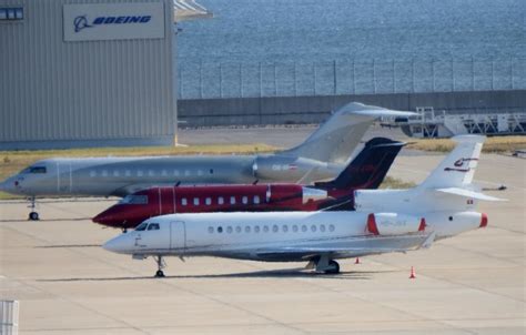 CAT Aviation Dassault Falcon 7X HB JSS 中部国際空港 航空フォト by BK117C 1さん 撮影