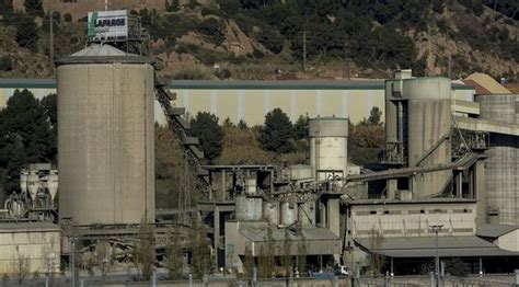 Histórica victoria judicial de los vecinos de Montcada i Reixac contra