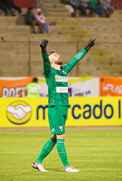 En un partido cambiante y entretenido César Vallejo y Always Ready