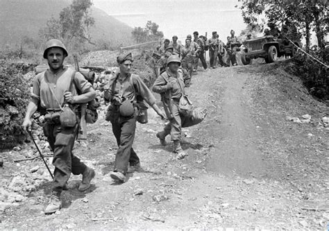 Sicily Italy 1943 Italian Soldiers In Sicily Just Captured By