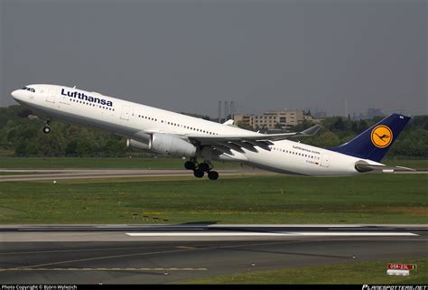 D Aikh Lufthansa Airbus A Photo By Bj Rn Wylezich Id