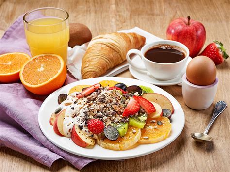 Fonds D Ecran Café Muesli Fruits Jus Croissant Pommes Orange Fruit Déjeuner Assiette Tasse Œuf