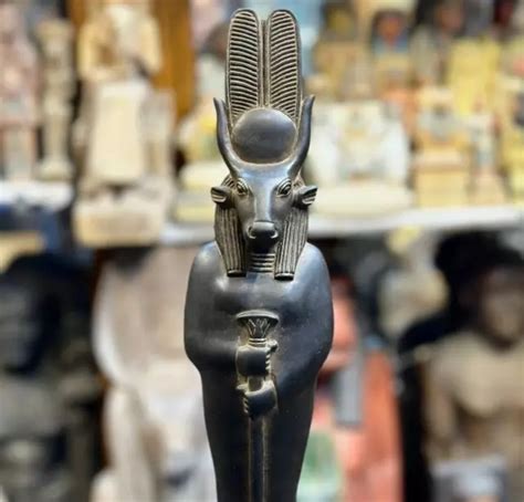 Rare Ancient Egyptian Antiques Hathor Statue Goddess Of Sky Ancient