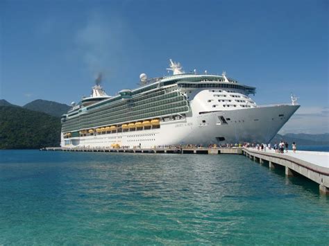 Royal caribbean | Oasis Of The Seas | Amazing Places: royal caribbean ...