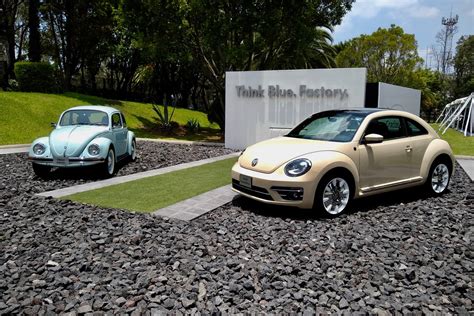 The Last Volkswagen Beetle Rolls Off The Assembly Line Digital Trends