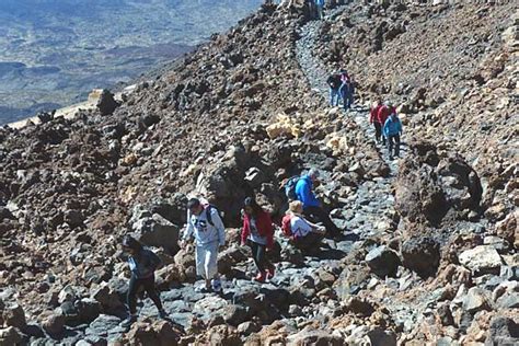 Mit Der Seilbahn Auf Den Teide Insel Teneriffa