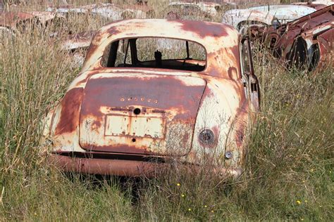 Holden 48 215 Flynn S Wrecking Yard Cooma NSW Car Spots Aus Flickr