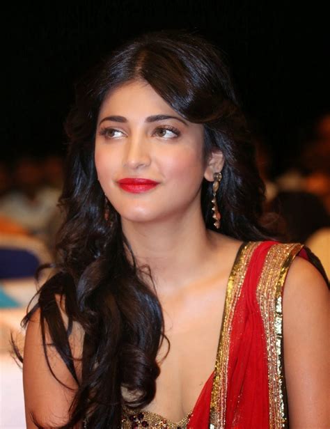 High Quality Bollywood Celebrity Pictures Shruti Haasan Looks Smoking Hot In A Revealing Dress