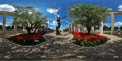 360 view of La statue monumentale du Mémorial de Colleville sur Mer