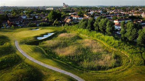 London Airlinks Golf Course Reviews And Course Info Golfnow