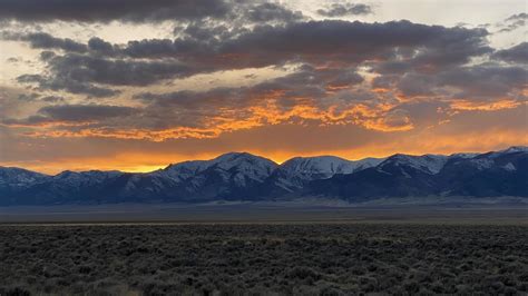 A Nevada Sunset : r/Outdoors