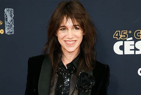 Charlotte Gainsbourg Sans Maquillage Et Cheveux Au Naturel Elle Rayonne