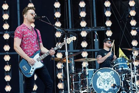 Top 10 Royal Blood Songs - ClassicRockHistory.com