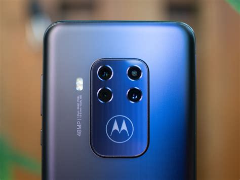 Motorola One Zoom review: Ready for its closeup | Android Central