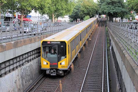 Berlin U Bahn HK06 Stock Bowroaduk Flickr