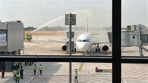 First Landing Rute Baru Kediri Balikpapan Di Bandara Internasional