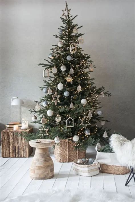 Tips Para Decorar La Base Del Rbol De Navidad