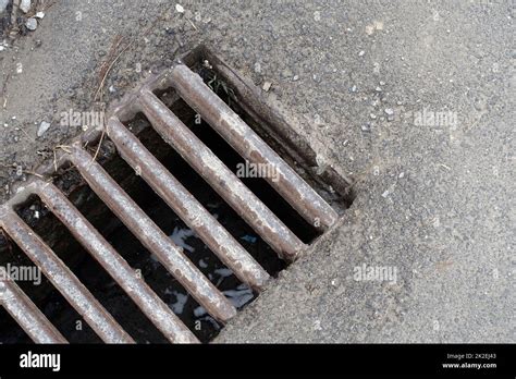 Sewer Grateclose Up Big Sewer Grate In The City Stock Photo Alamy