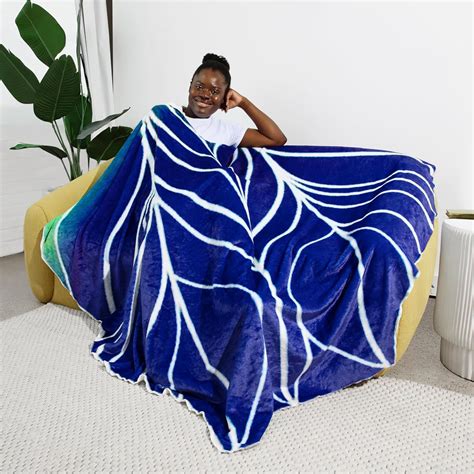 Extra Large Leaf Blanket Throw Comfort Thick Large