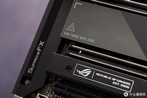 华硕 Rog Maximus Z790 Hero 主板评测：装甲加持、具备 Ai 超频功能的顶级好板主板什么值得买