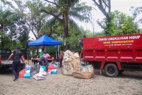 DLH Batam Minta Masyarakat Manfaatkan Program Bank Sampah ANTARA News