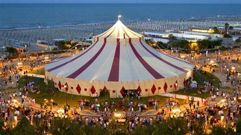 Rimini Al Meni Il Circo Del Gusto Di Massimo Bottura Torna Il 17 E