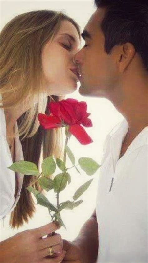 Romantic Kiss  Romantic Love Images Romantic Couple Kissing Beautiful Love Pictures Cute