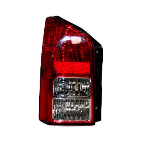 2005 Nissan pathfinder tail light assembly